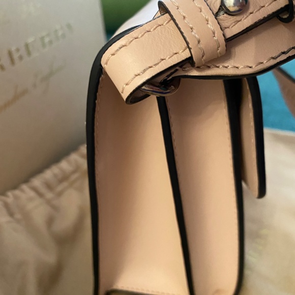 Burberry Perforated crossbody bag Beige - Picture 3 of 12
